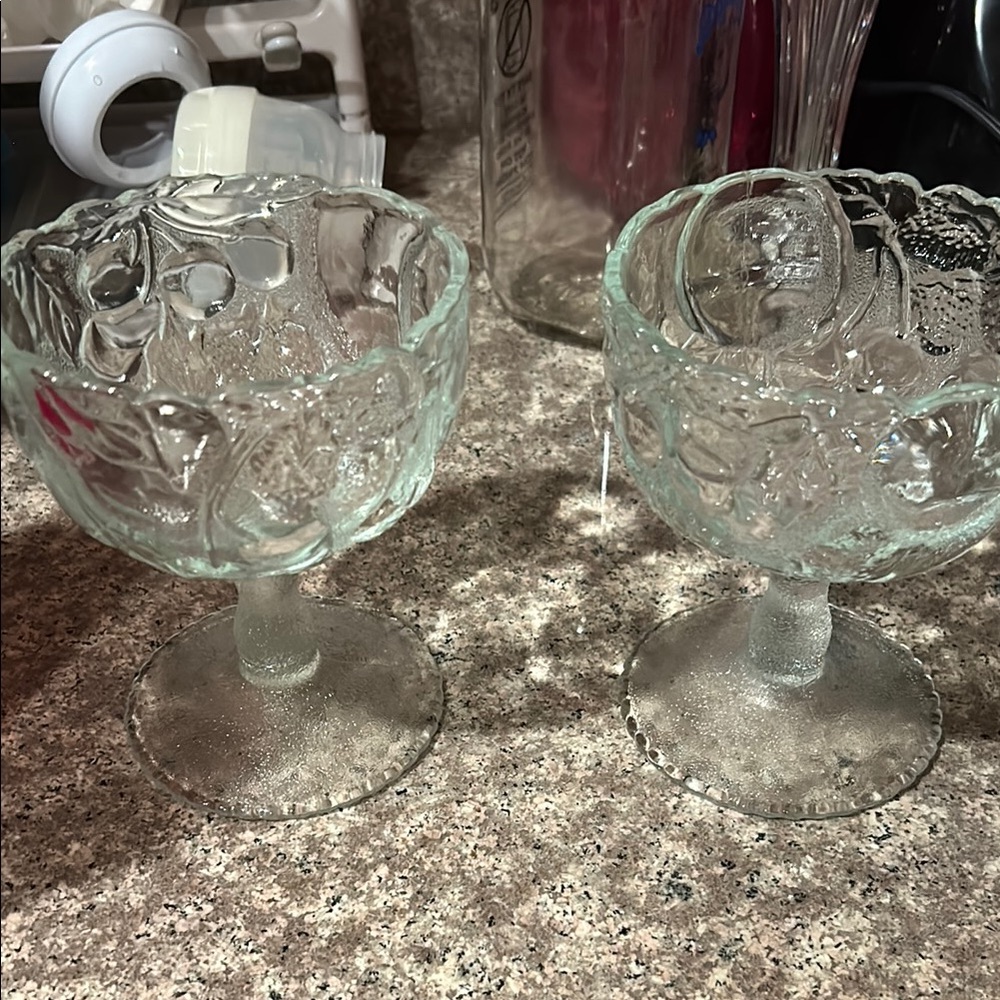 Elegant Clear Glass Goblets